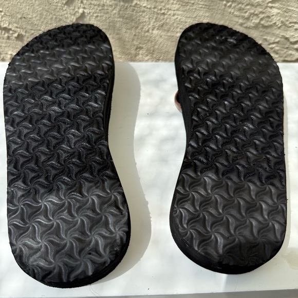 Teva Women's Olowahu Sandal, Retro Geometric Neutral, 8 - Picture 6 of 7